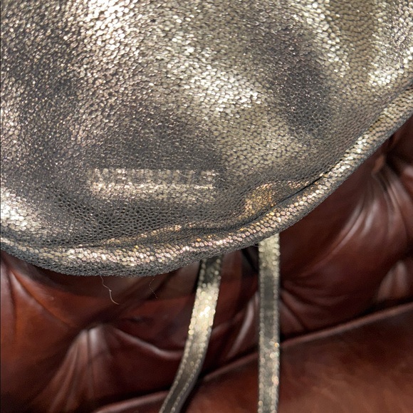 Chic Metallic Crossbody Bag - Picture 2 of 8